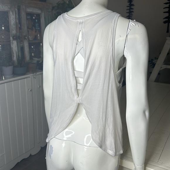 Lululemon size 10 racerback strappy white bralette tank - Picture 4 of 11